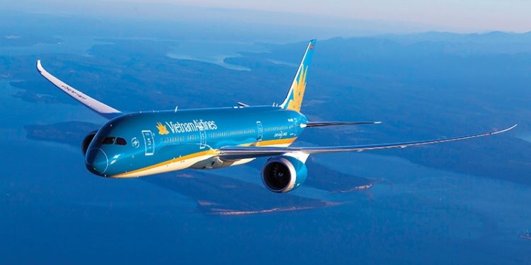 Tỷ lệ chậm chuyến của Vietnam Airlines cao nhất năm 2022