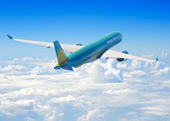Ngày mai, Vietnam Airlines đón gần 300 công dân Việt ở Ukraine về nước