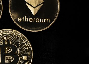 ViMoney: Bitcoin và Ethereum ít biến động hơn một số cổ phiếu, trái ngược với niềm tin phổ biến