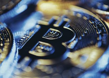 ViMoney: Các nhà đầu tư nhỏ lẻ tích lũy Bitcoin khi giá dao động gần $ 46K h2