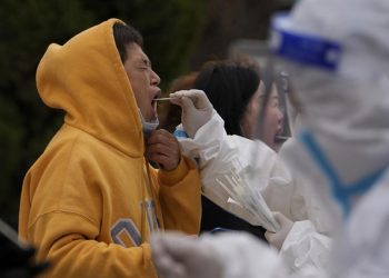 hình ảnh tàng hình omicron 1