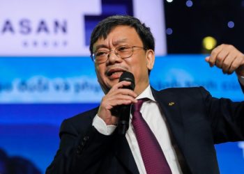 ViMoney: Tỷ phú Nguyễn Đăng Quang: Triết lý dẫn đường Masan là "đặt người tiêu dùng làm trọng tâm", chiến lược Point of Life và xây dựng mini mall, hướng đến mốc doanh thu kỷ lục 100.000 tỷ đồng năm 2022 H1