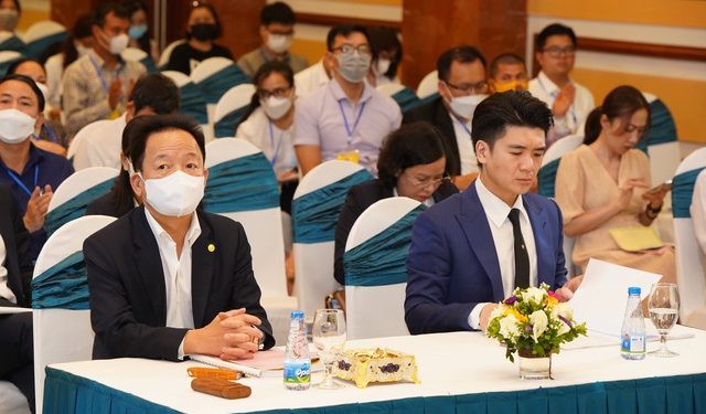 ĐHĐCĐ SHS: Mục tiêu vượt 2.000 tỷ đồng lợi nhuận, ông Đỗ Quang Hiển rời ghế Chủ tịch, con trai bầu Hiển vào HĐQT nhiệm kỳ mới - Ảnh 1.