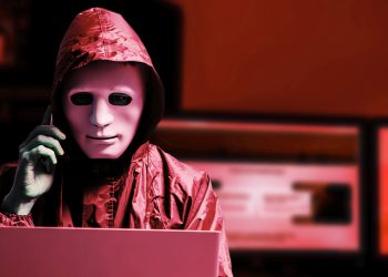 Người đàn ông Florida đánh cắp số tiền điện tử trị giá 600.000 đô la từ người cao tuổi