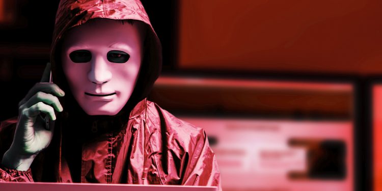 Người đàn ông Florida đánh cắp số tiền điện tử trị giá 600.000 đô la từ người cao tuổi