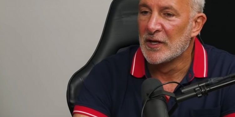 Peter Schiff tuyên bố anh ấy là Satoshi Nakamoto nhưng có một sự cố