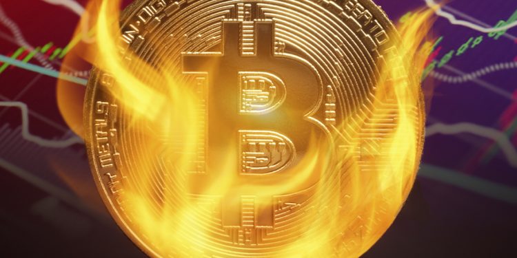 Sau khi Bitcoin giảm xuống còn 38.200 đô la, Khối lượng giao dịch tăng vọt, cho thấy xu hướng "Mua giảm"