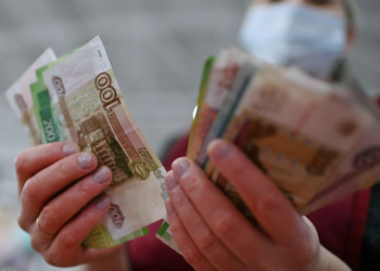 Đồng ruble không thực sự hồi sinh?