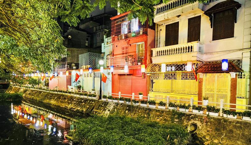 UBND thành phố Hà Nội nghiên cứu triển khai khu phố ẩm thực đêm kết hợp đi bộ Đảo Ngọc Ngũ Xã