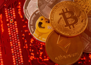 Chiến lược “thò chân cáo” của các ngân hàng vào thị trường tiền điện tử