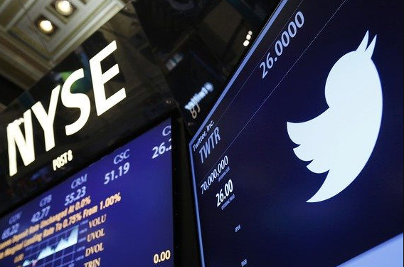 Quyết tâm mua Twitter, Elon Musk tung chiêu lạ