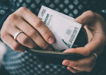 Lạm phát trong tháng 3 tại Nga chạm mức cao nhất 7 năm qua