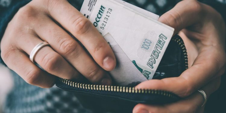 Lạm phát trong tháng 3 tại Nga chạm mức cao nhất 7 năm qua