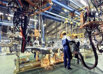 Hai thách thức lớn đối với mục tiêu tăng trưởng kinh tế năm 2022
