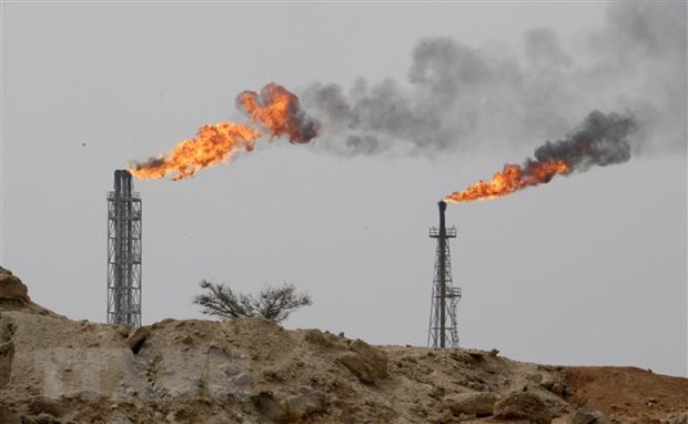 ViMoney: OPEC+ nhất trí tăng nhẹ sản lượng dầu thô từ tháng 5