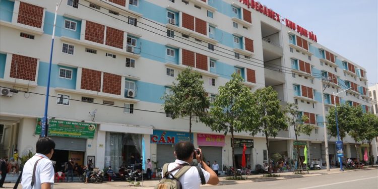 Bộ Xây dựng: Giá nhà đang đi xa so với thu nhập của người dân