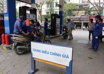 Giá xăng dầu trong nước ngày 21/6 được dự báo tăng