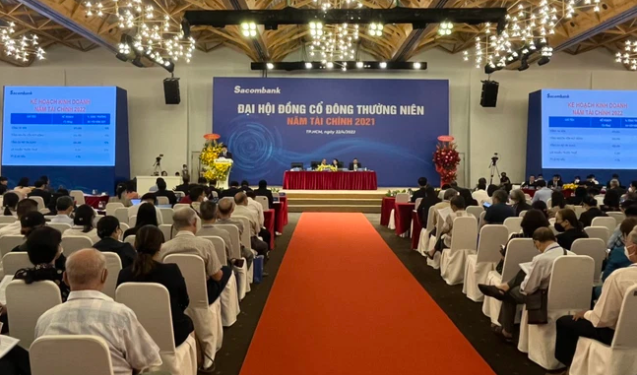 2 nhân sự mới dự kiến ngồi "ghế nóng" ở Sacombank