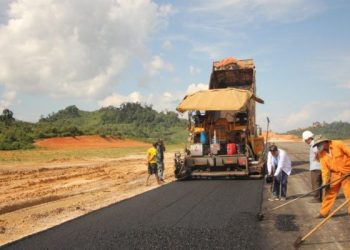 Thaco đầu tư thêm 176 tỷ đồng xây sân bay 85 triệu USD cho Lào