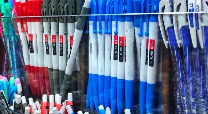 Thiên Long hợp tác với Biti’s