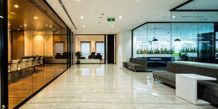 Giá thuê văn phòng cao cấp tăng 3,8-5,3%