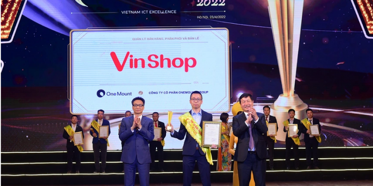 vimoney: Vinshop - ứng dụng của One Mount giành giải thưởng cao nhất Sao Khuê 2022