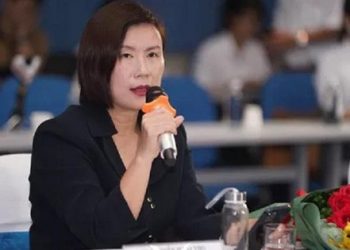 Chuyên gia VinaCapital đề xuất không cho lãnh đạo doanh nghiệp bình luận, "hô hào" giá cổ phiếu