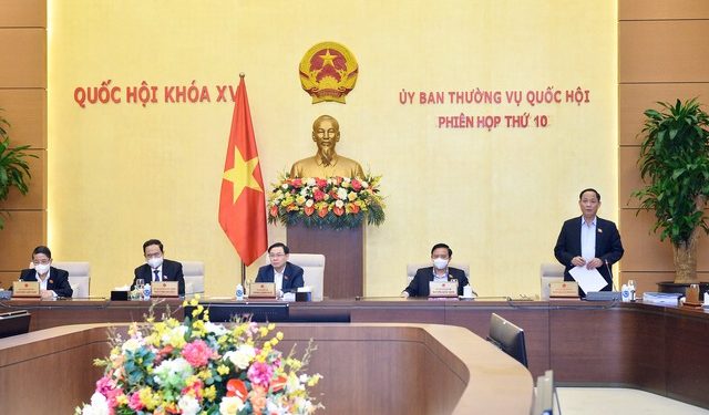 Đề nghị tiếp tục xử lý nghiêm các tổ chức, cá nhân thao túng, lũng đoạn thị trường chứng khoán - Ảnh 1.