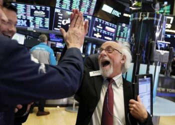 Dow Jones hồi phục 600 điểm phiên 23/5 sau chuỗi 8 tuần lao dốc