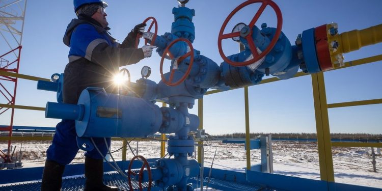 Russia is on track for a record trade surplus