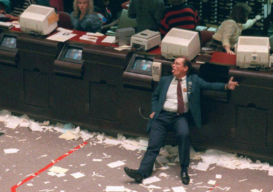 Black Monday 1987 ám ảnh thị trường tài chính chứng khoán Mỹ. 