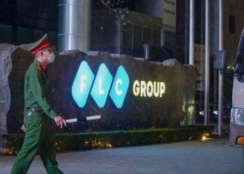 HoSE hạn chế giao dịch 3 nhóm cổ phiếu họ FLC