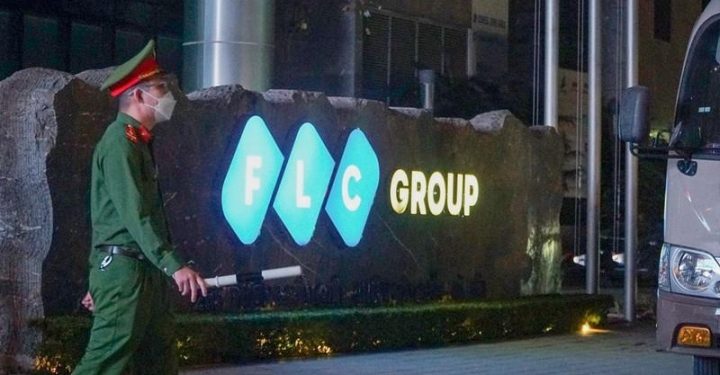 HoSE hạn chế giao dịch 3 nhóm cổ phiếu họ FLC