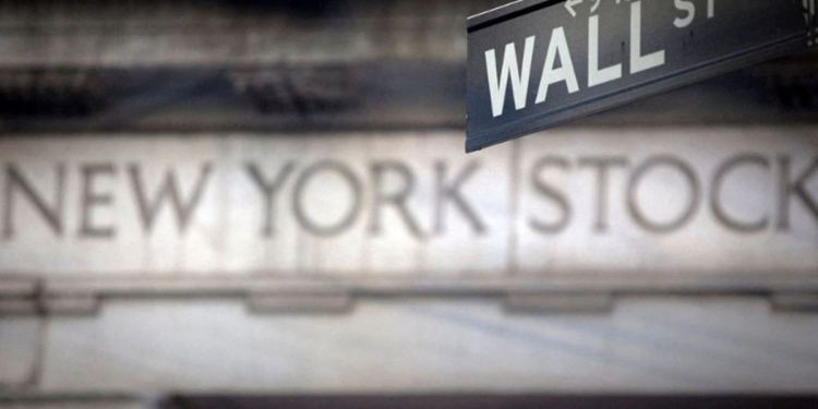 Tesla dẫn đầu, phố Wall hân hoan tăng điểm