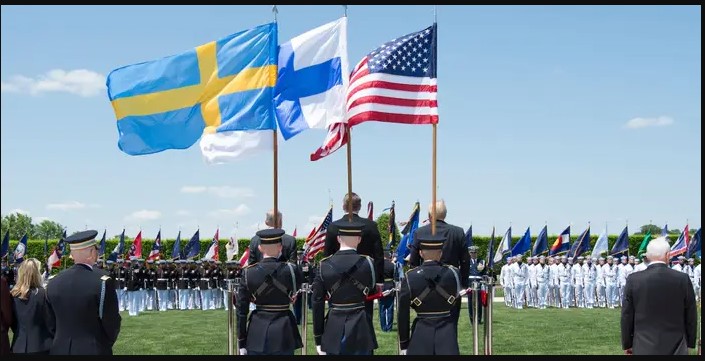 Thủy Điển và Phần Lan nộp đơn chính thức xin ra nhập NATO ngày 18/5