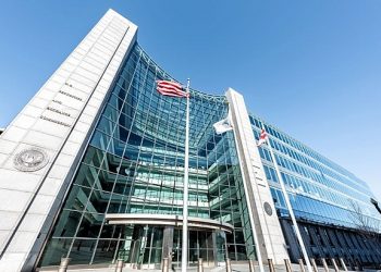 SEC bổ sung hơn 80 công ty Trung Quốc vào danh sách có thể bị hủy niêm yết