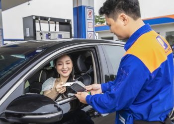 Đề xuất tăng thuế bảo vệ môi trường với xăng