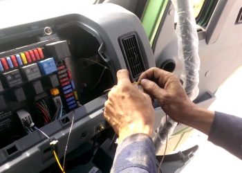 Từ tháng 7/2022, ô tô sản xuất ở châu Âu được trang bị hộp đen