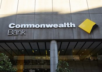 Ngân hàng Commonwealth Úc tạm dừng triển khai tiền điện tử