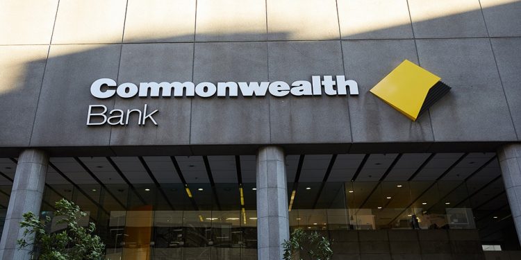 Ngân hàng Commonwealth Úc tạm dừng triển khai tiền điện tử
