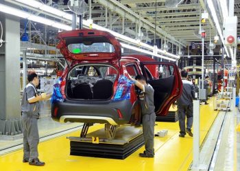 Trình phương án gia hạn 20.000 tỷ thuế tiêu thụ đặc biệt cho ô tô sản xuất trong nước