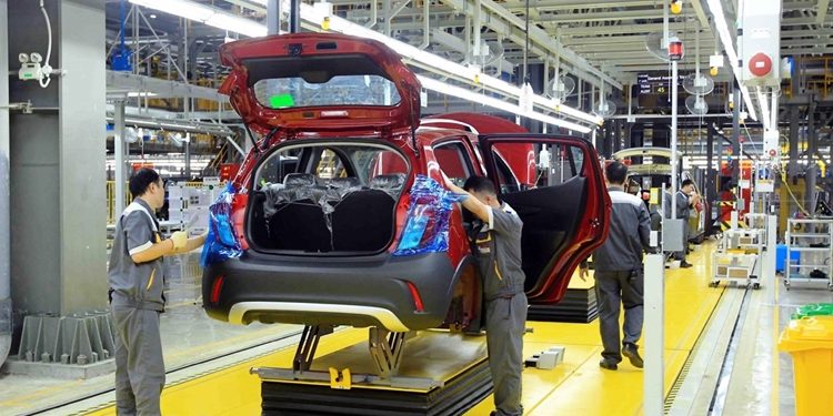 Trình phương án gia hạn 20.000 tỷ thuế tiêu thụ đặc biệt cho ô tô sản xuất trong nước