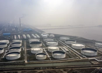 Trung Quốc bổ sung dầu Nga vào kho dự trữ chiến lược, tăng cường hợp tác năng lượng?