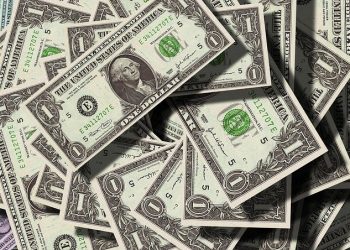 ViMoney: Một đồng đô la mạnh hơn có thể diệt vong tất cả