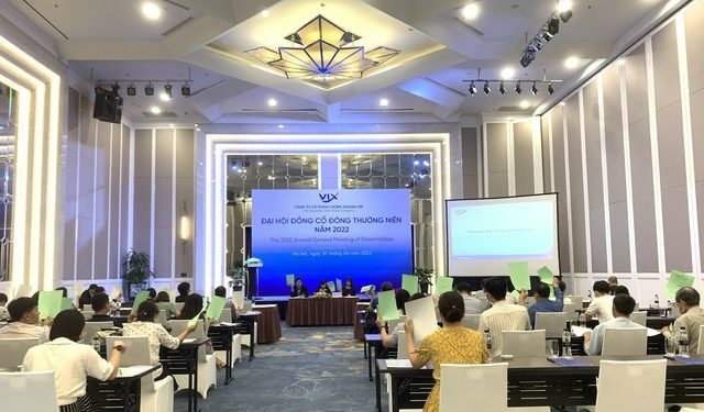 Chứng khoán VIX trả cổ tức 12%, 6% bằng tiền mặt và 6% bằng cổ phiếu - Ảnh 1.