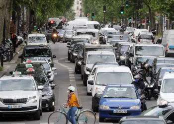 EU cấm bán xe xăng và diesel từ năm 2035