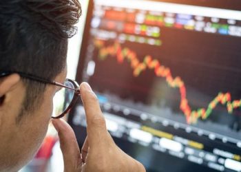 Giai đoạn hiện tại không phải "ăn xổi" mà phải chắt lọc để tìm ra cơ hội đầu tư trung và dài hạn