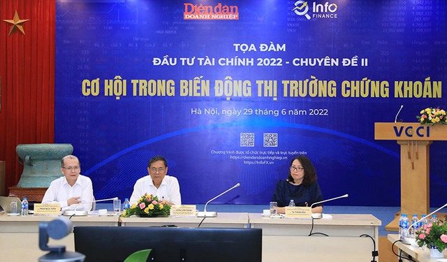 Đại diện UBCKNN: Khẩn trương đưa vào vận hành hệ thống KRX trong năm 2022, mục tiêu phát triển thị trường theo hướng bền vững - Ảnh 1.