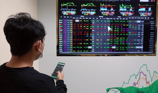 Bộ Tài chính: Thị trường cổ phiếu, thị trường chứng khoán phái sinh xuất hiện các hiện tượng thao túng, làm giá ngày càng tinh vi - Ảnh 1.