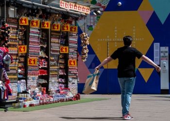 Tín hiệu đáng ngại về nền kinh tế Anh